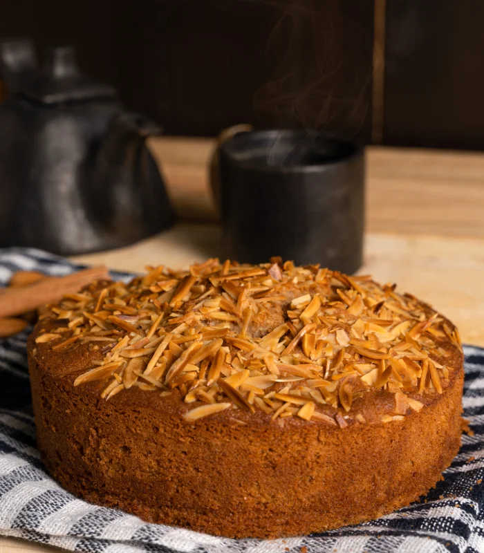 GOURMESTAN ALMOND CINNAMON CAKE